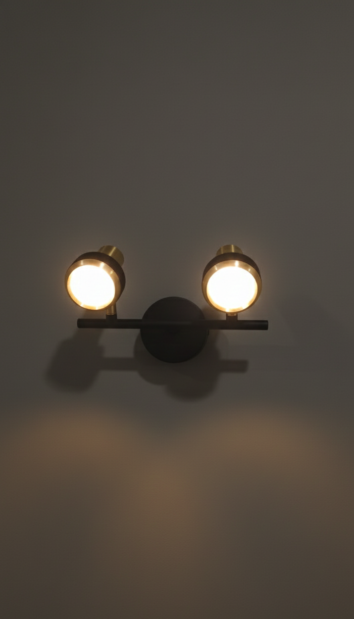 BSE102 The Auric Sconce