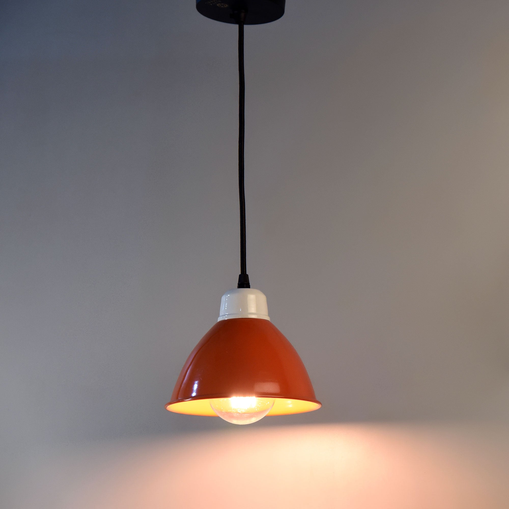 BSE129 Rusty Orange Shell