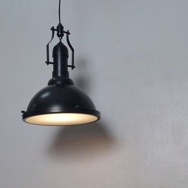 industrial hanging lamp