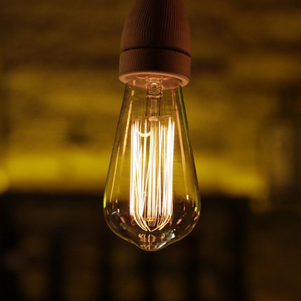 T64 Edison Tungsten Filament Retro Bulb - The Black Steel